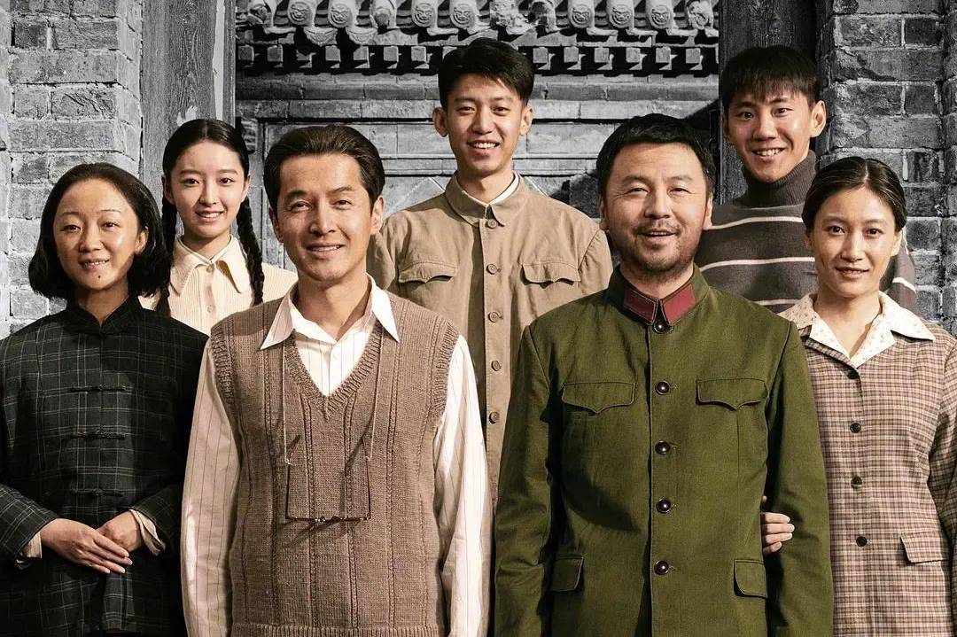 冯小刚新片《抓特务》豆瓣7.5但票房不及预期…被评不如剧版的它算好电影吗?封面图