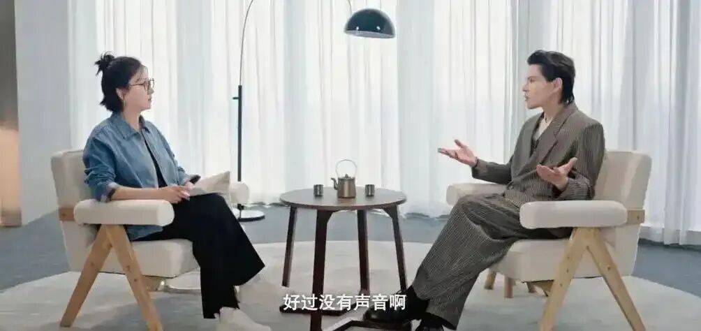 【2026.7.1】尚语贤还有戏拍？为什么顶级二代都喜欢点外卖？向佐跟易立竞的一场对谈？封面图