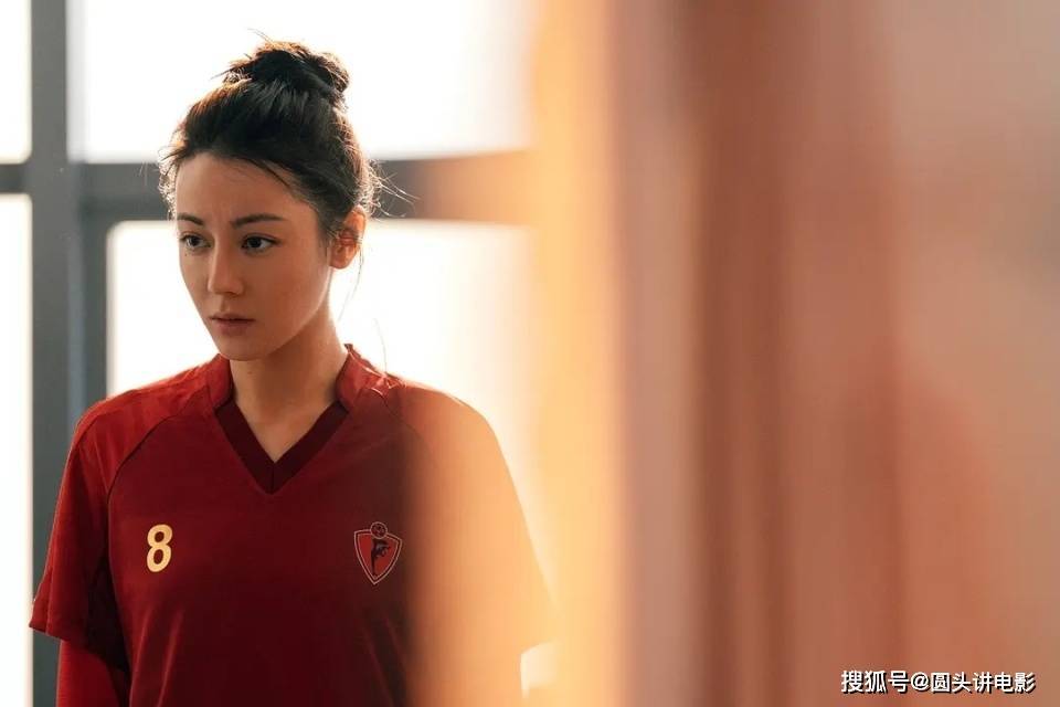 票房破17亿，《功夫女足》票房大卖，口碑扑街，网友：烂片一部！封面图