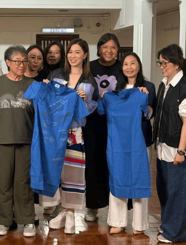 TVB视后穿校服贺母校90周年？身材曼妙毫无违和感！网友大赞少女感十足！封面图